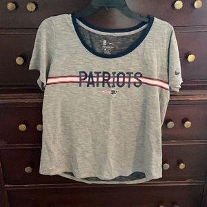 Nike women’s NE Patriots Tee-Shirt